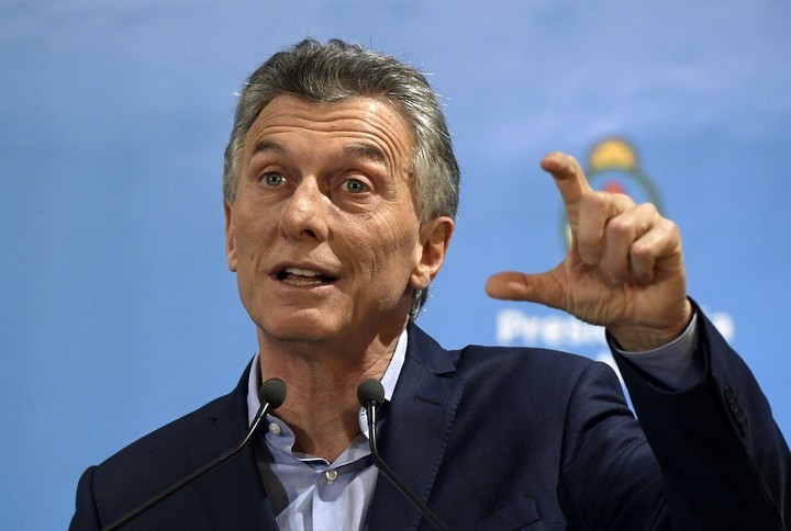 Macri dijo que quedó atrás la turbulencia cambiaria, pero le preocupa la inflación