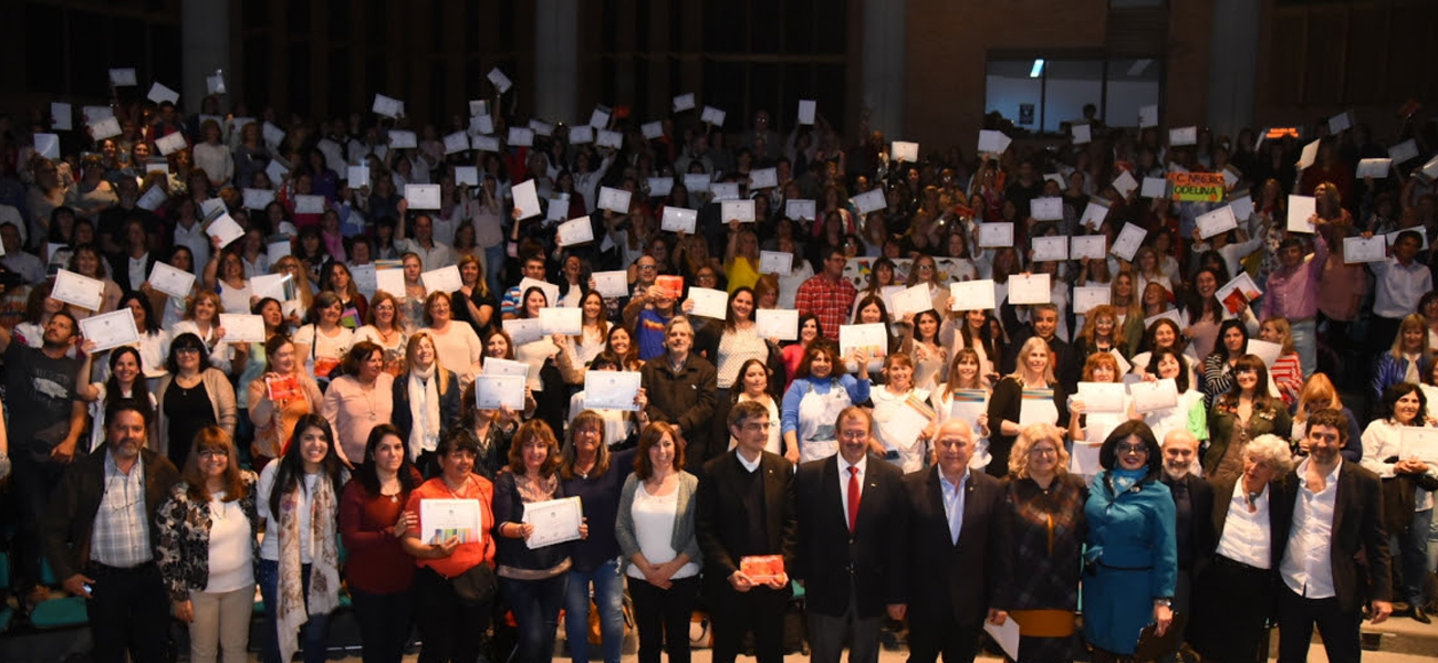La provincia homenajeó a los docentes por el Día del Maestro