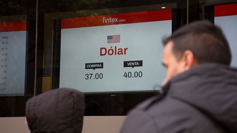 El dólar volvió a subir a 40 pesos y el Central vendió 358 millones