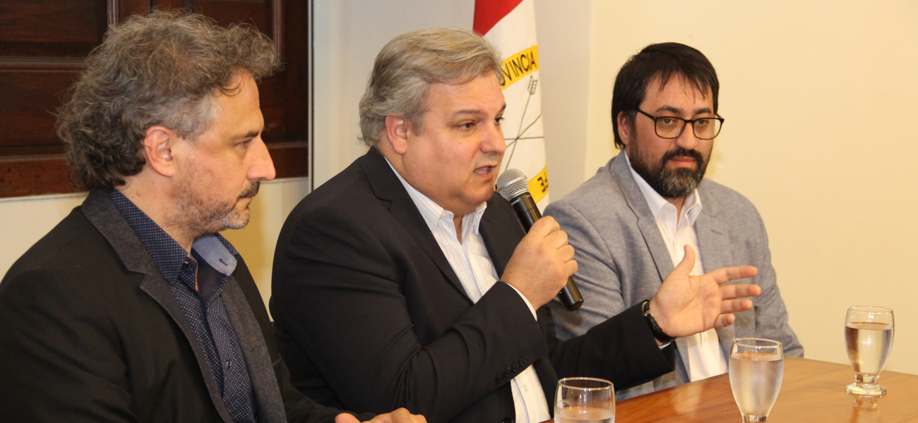 El ministro Farías presentó al nuevo director de Radio y Televisión Santafesina