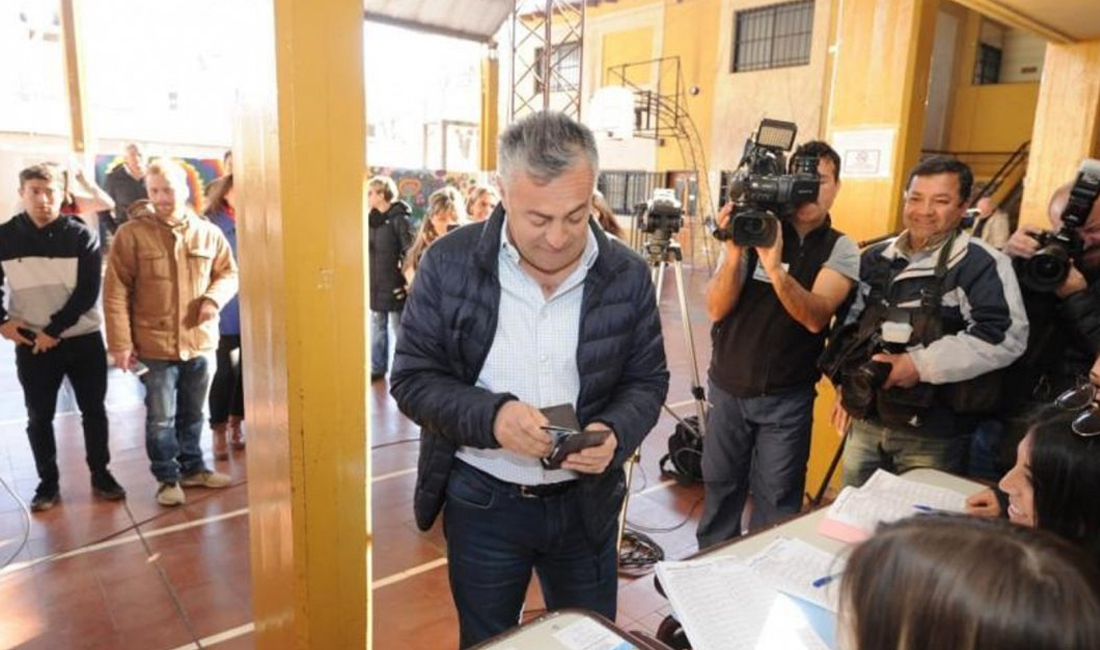 Insólito: Cornejo se olvidó el DNI y no pudo votar