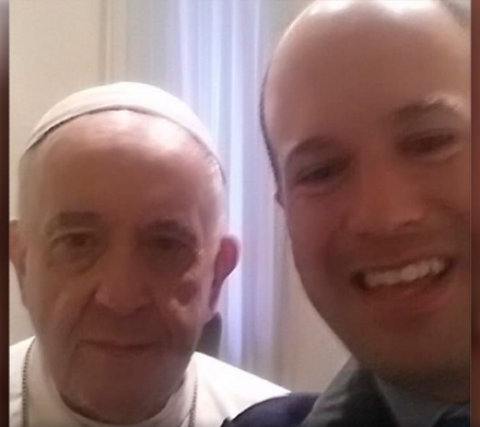 Fue abusado por su tío cura: el Papa le aconsejó “no hacer escándalo” ni denunciar