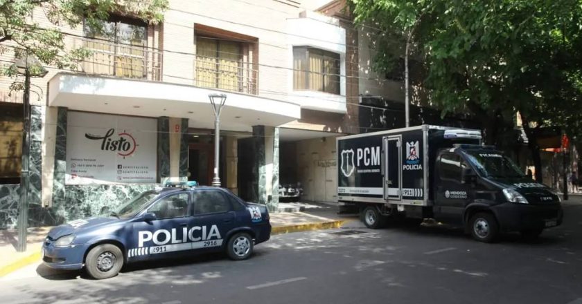Encontraron a dos turistas Venezolanos muertos en un hotel de Mendoza.