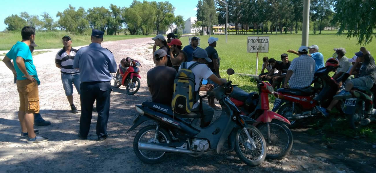 Ladrilleros nuevamente al costado de la Ruta 11