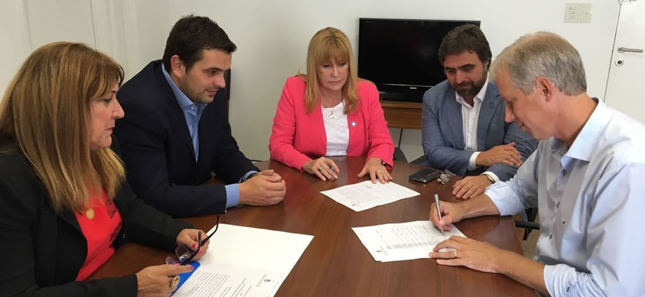Un millón y medio de pesos para mejorar plazas en Avellaneda