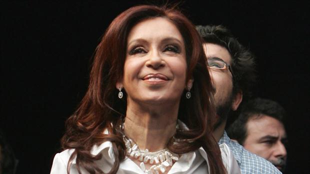 El juez Claudio Bonadio autorizó a Cristina Kirchner a viajar a Europa