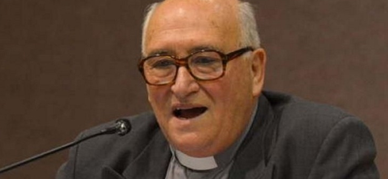 El padre José Ceschi en terapia tras sufrir un ACV