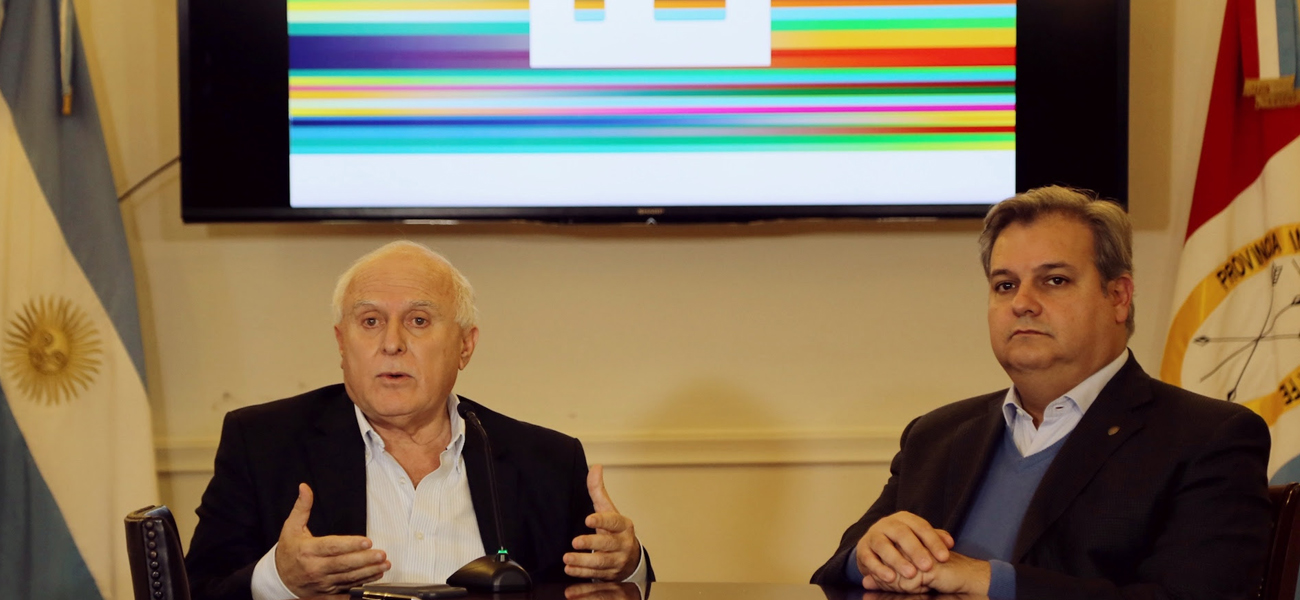 Lifschitz retomó las actividades oficiales y encabezó la reunión de ...