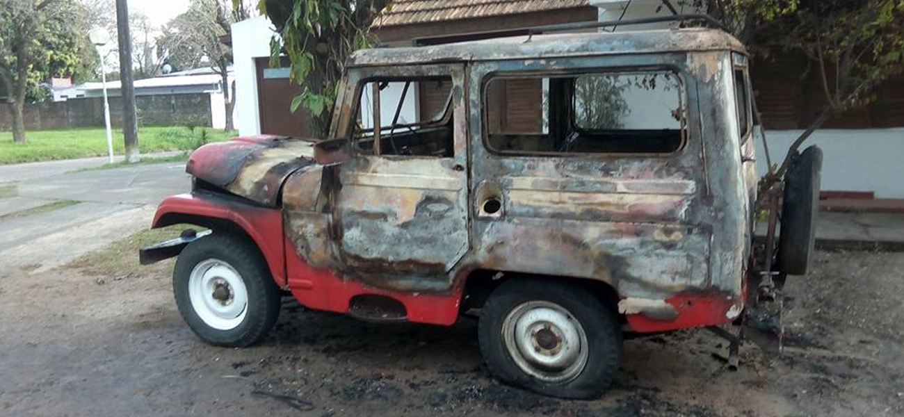 Se incendió el Jeep de Hugo Firmán