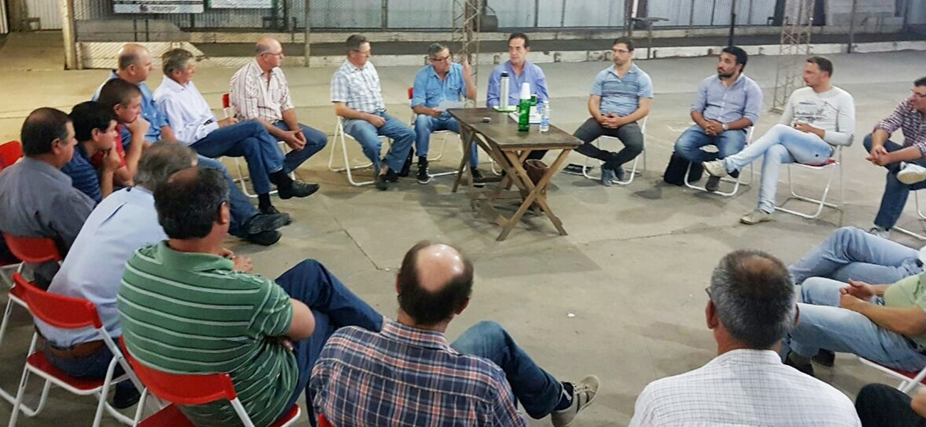 Marcón se reunió con productores de El Ricardito y El Arazá