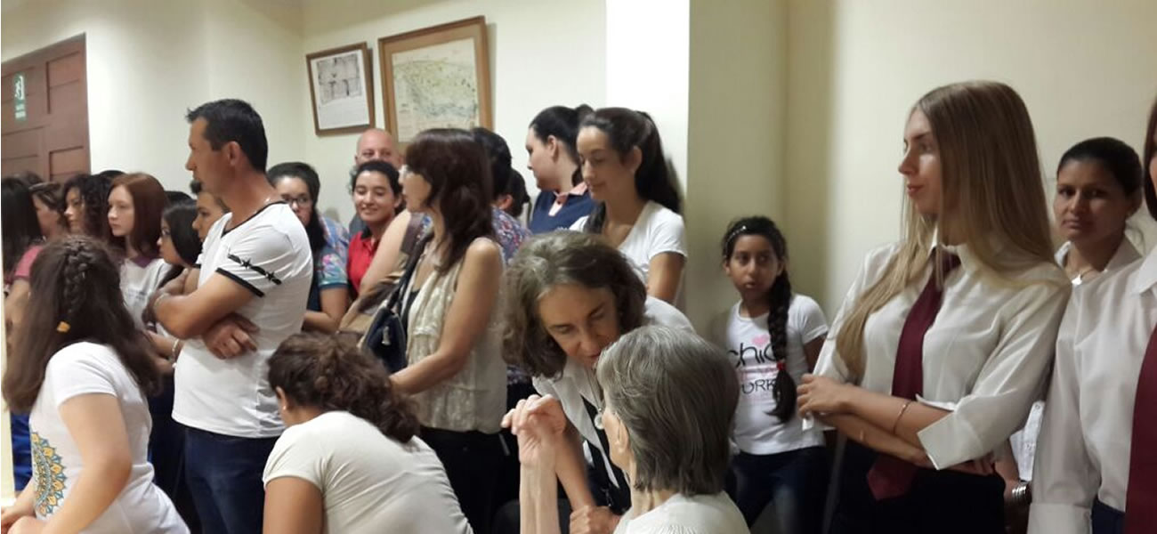 El Concejo reconoce a los mejores promedios de las secundaras