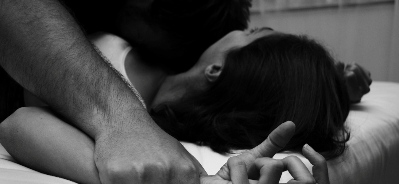 Denunció que su padre la violó desde los 8 a los 16 años