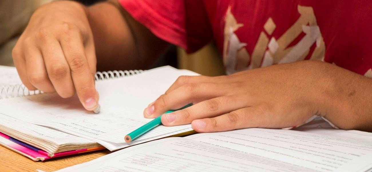El voluntariado «Primero mi Primaria» comienza el dictado de clases de apoyo