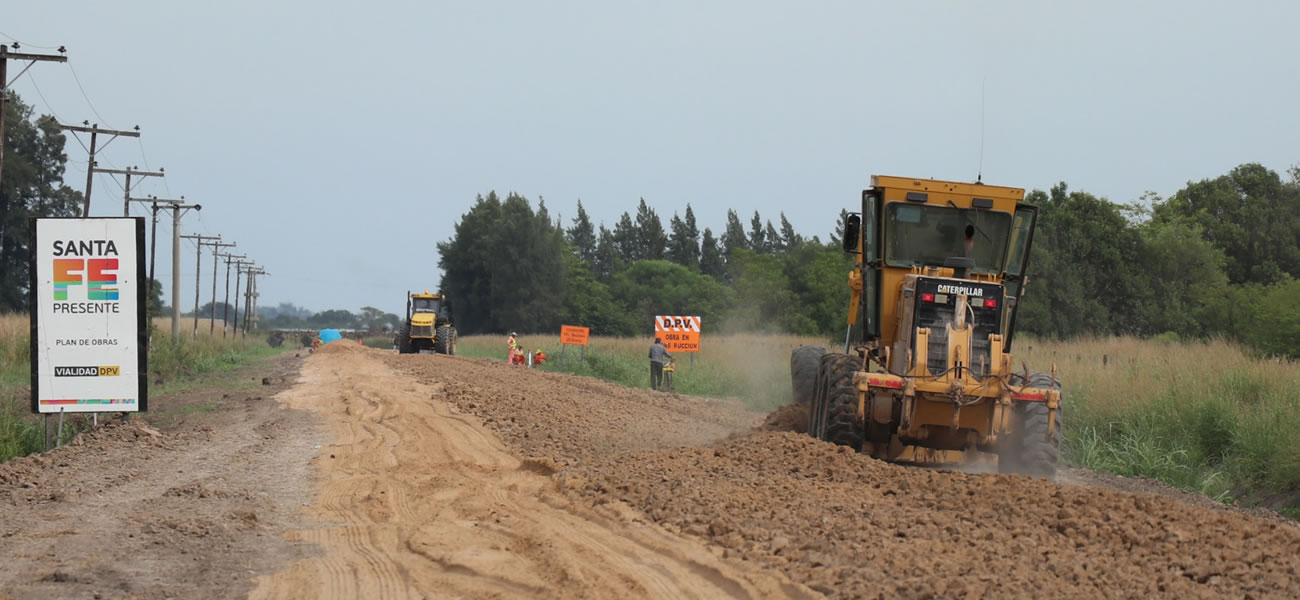 La provincia avanza en la construcción de nuevos pavimentos en el acceso a La Sarita