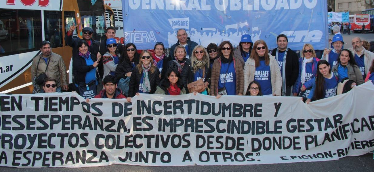 Unos 300 mil docentes se movilizaron por la «Marcha Federal Educativa»