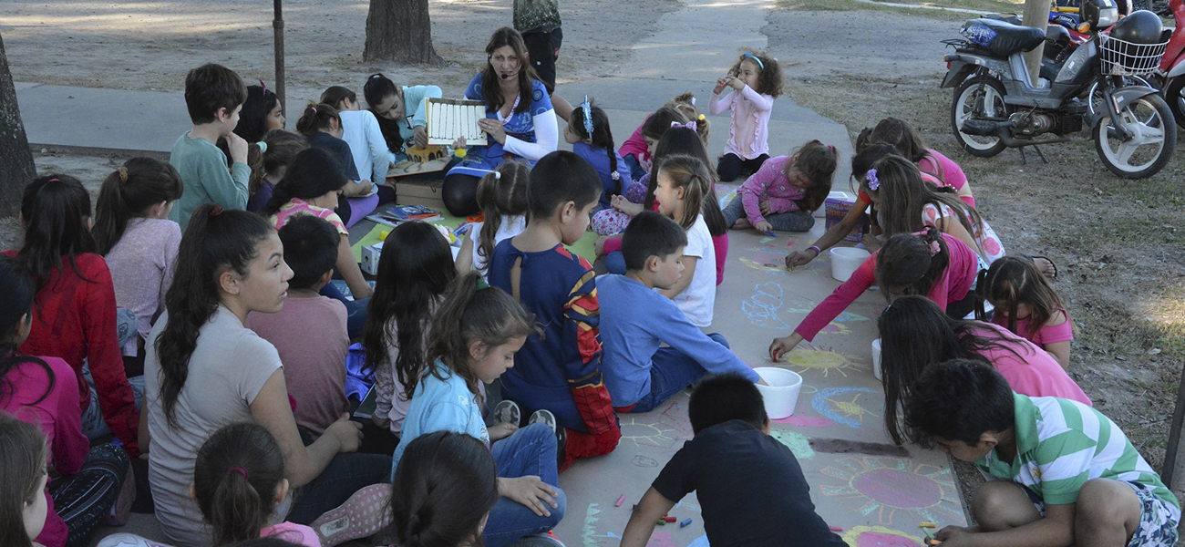 Centenares disfrutaron del «arte va a tu barrio» en Avellaneda