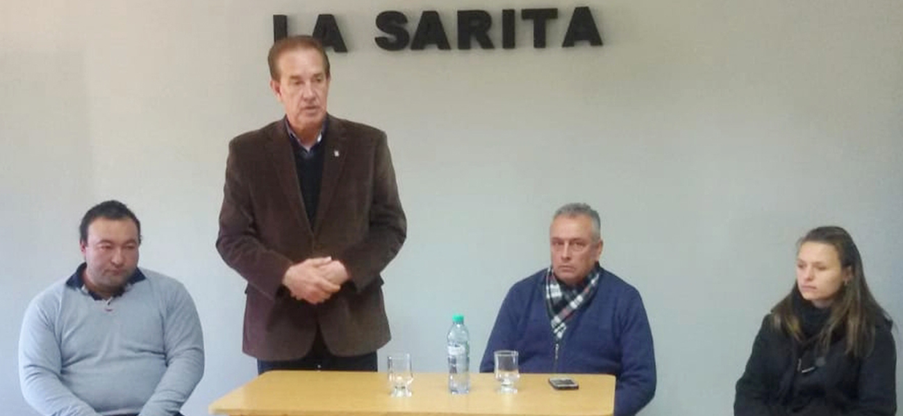 Marcón y Peteán entregaron terrenos sociales en San Manuel