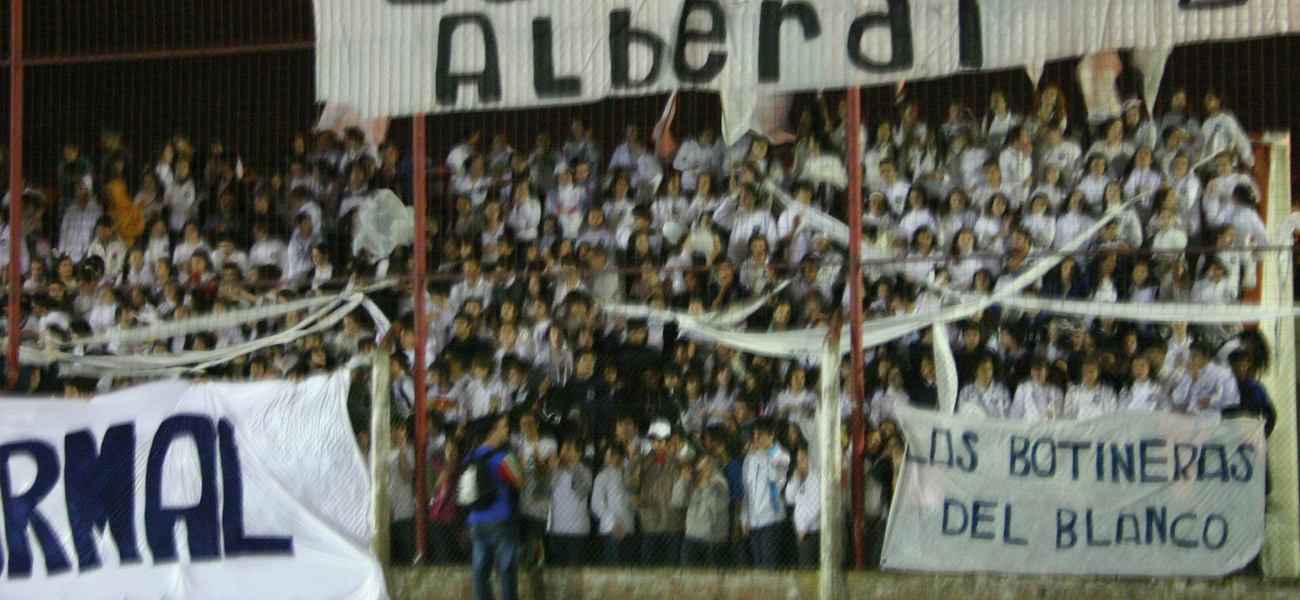Rebelión estudiantil por no poder asistir a la apertura de la Estudiantina