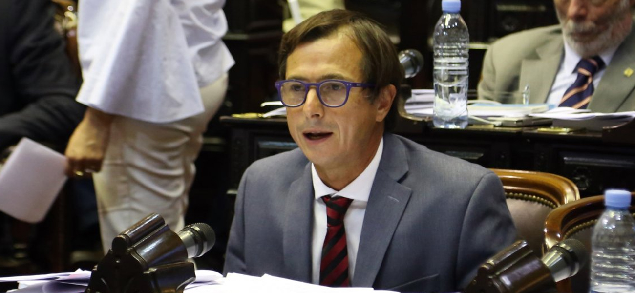 Crece la tensión en Cambiemos: Lipovetzky quiere discutir los dichos de Carrió con todo el oficialismo