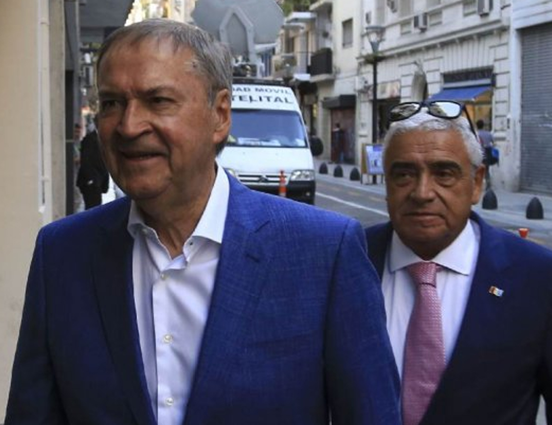 Córdoba adelanta elecciones y desata ira de radicales