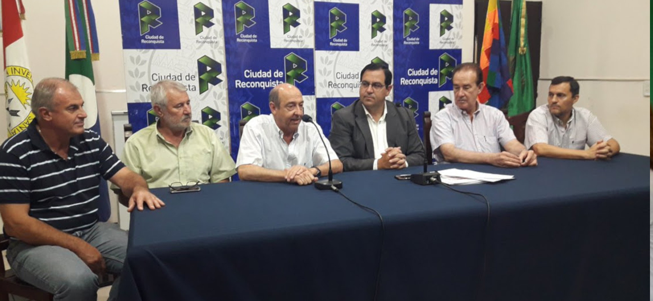 La provincia entregó aportes a instituciones sociales, municipios y comunas de la Región 1
