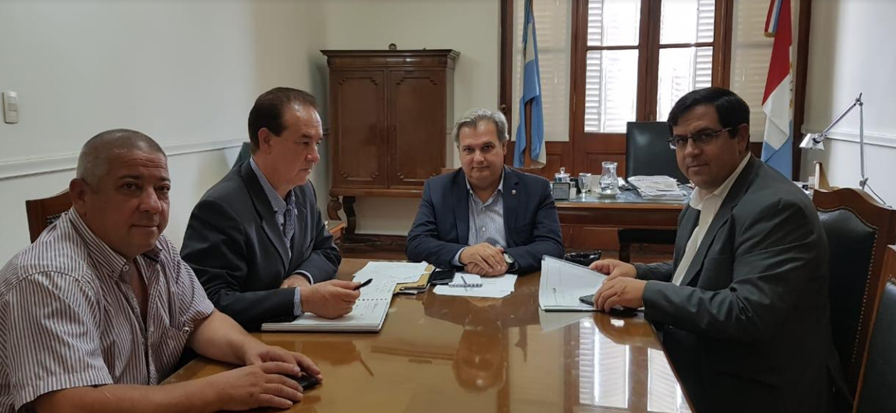 Vallejos se reunió con el Ministro de Gobierno