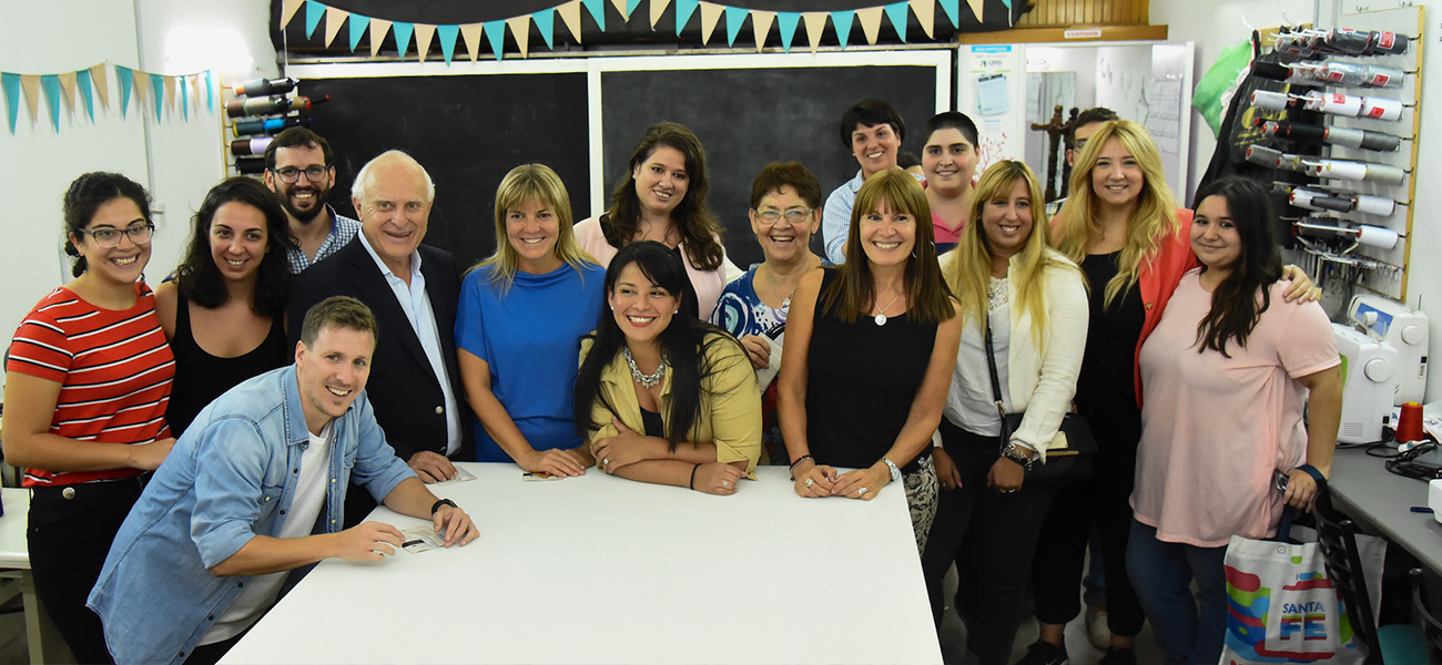 La provincia de Santa Fe lanzó la tercera edición del programa Emprende Joven