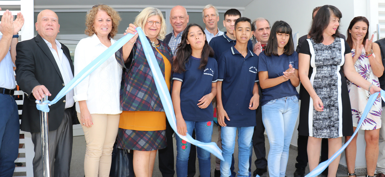 Inauguraron la primera escuela secundaria de Avellaneda hecha con dineros provinciales