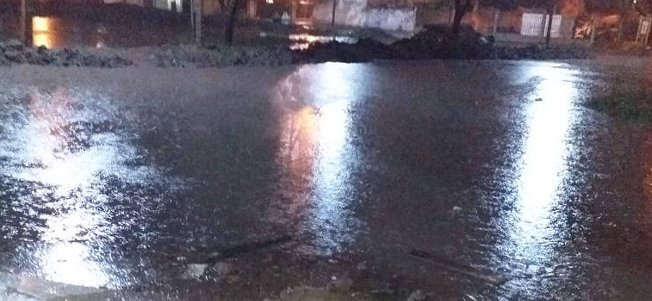 Docentes inundados podrán pedir licencia mañana