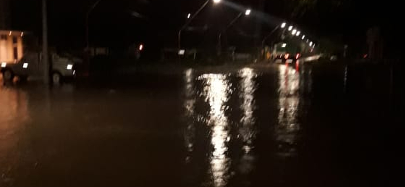 Más de 100 milímetros en algo más de una hora inundaron a la ciudad de Reconquista