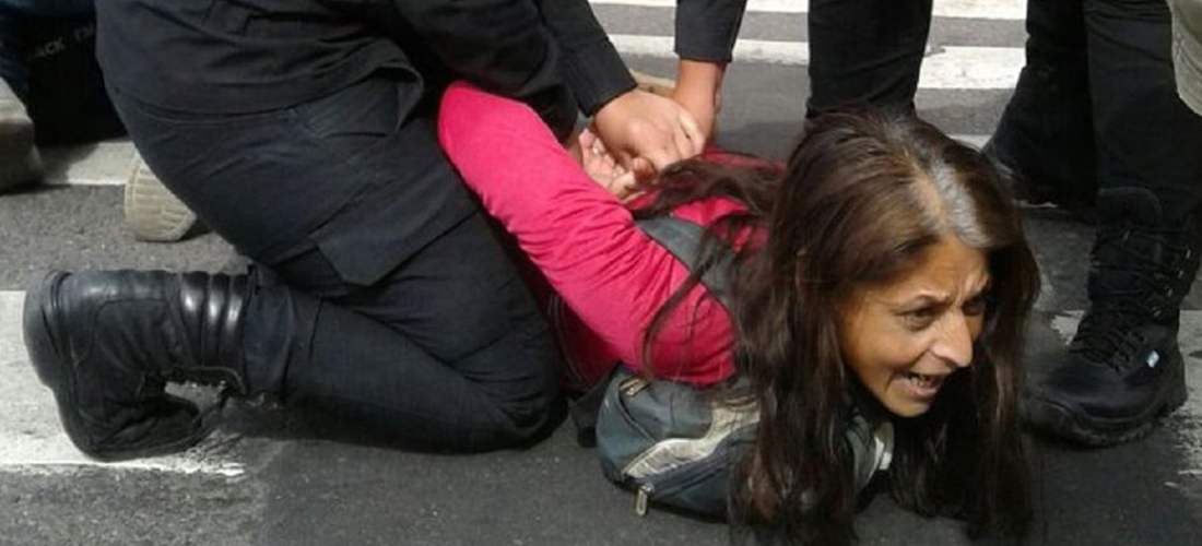 Al menos 20 detenidos en la Avenida de Mayo y 9 de Julio durante la marcha por el paro
