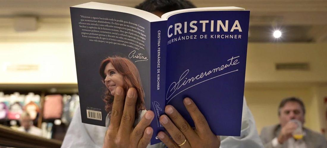 Bonadio quiere embargar el dinero que reciba Cristina Kirchner por su libro «Sinceramente»