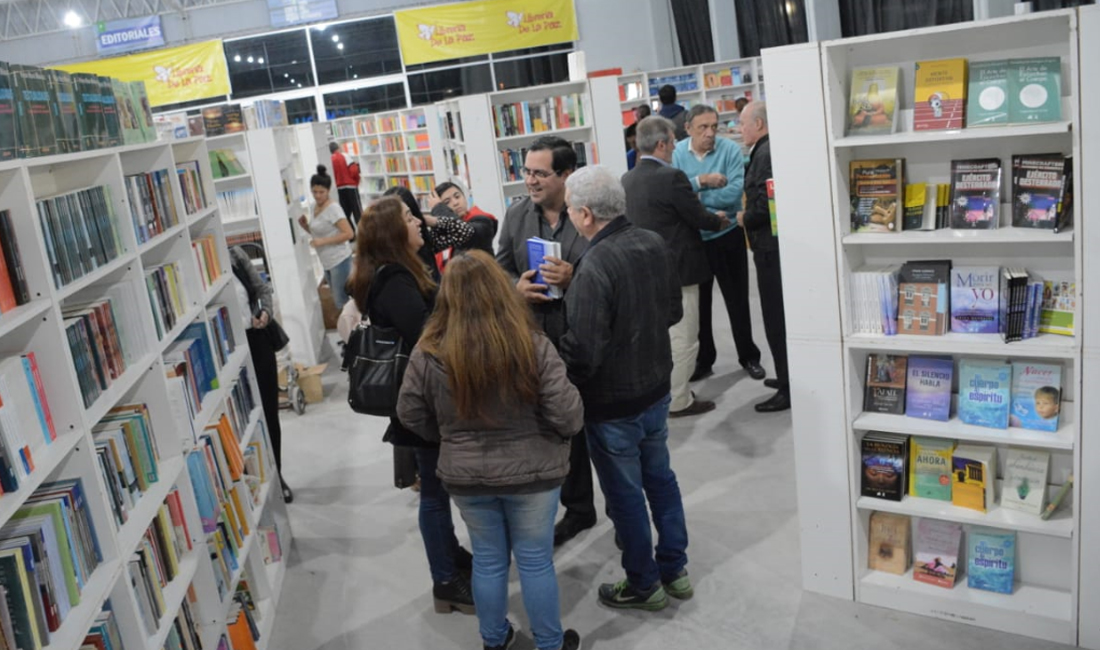 La Feria del Libro de Reconquista abrió sus puertas