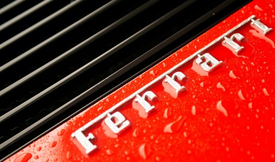 Ferrari pide a un diseñador eliminar de Instagram las fotos de su propio Ferrari porque «manchan la reputación de la marca»