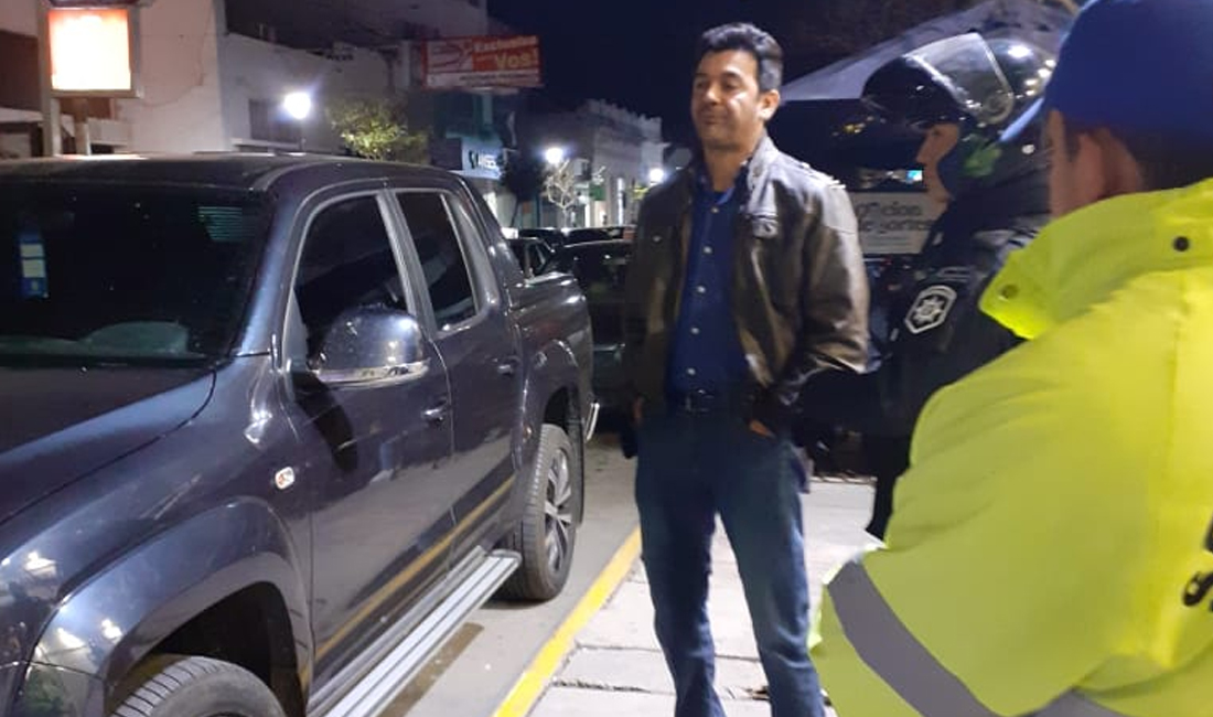 Se negó a hacerse el control de alcoholemia y le retuvieron la camioneta