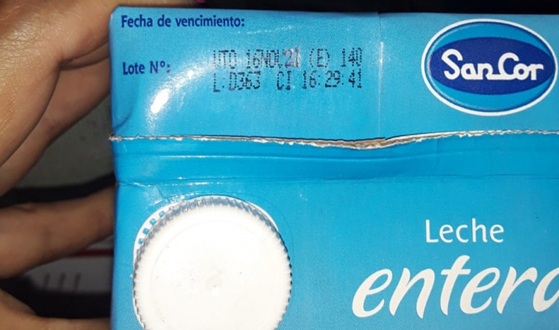 Clausuran super chino por adulterar fechas de vencimiento