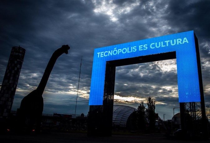 Reabrió Tecnópolis con una multitud, recital de rock y baile de milonga y tango