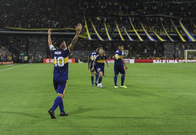Boca lo remontó en la última fecha, ganó de la mano de Tevez y es el campeón de la Superliga