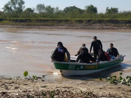 ¿Accidente o crimen?: buscan el cuerpo de un pescador en Romang
