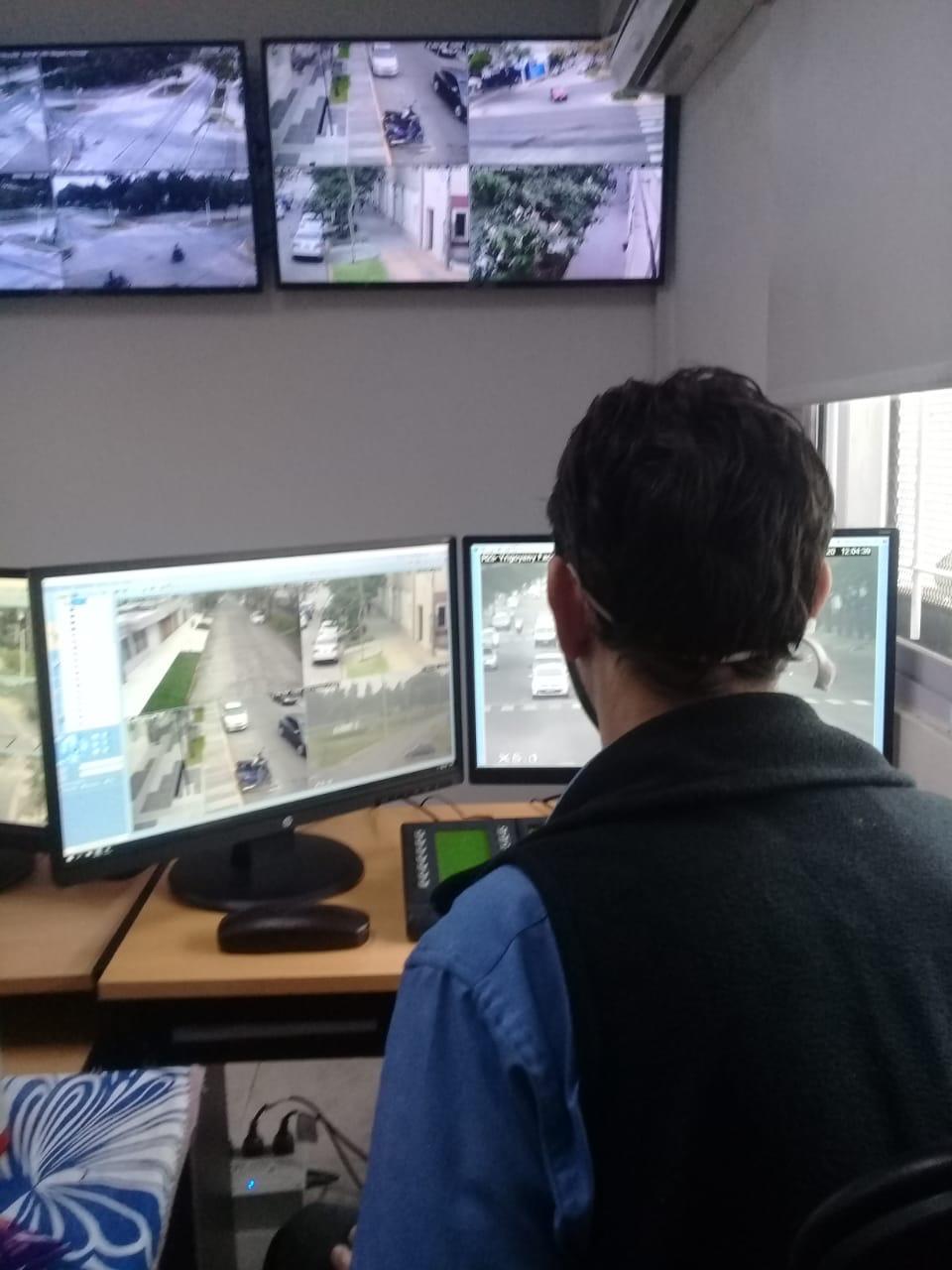El Centro de Monitoreo de Reconquista recibió tecnología para colaborar en tiempo real con la policía