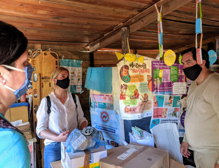 Vallejos visitó la isla Guaycurú para brindar asistencia social y avanzar en el diseño de proyectos para mejorar la calidad de vida