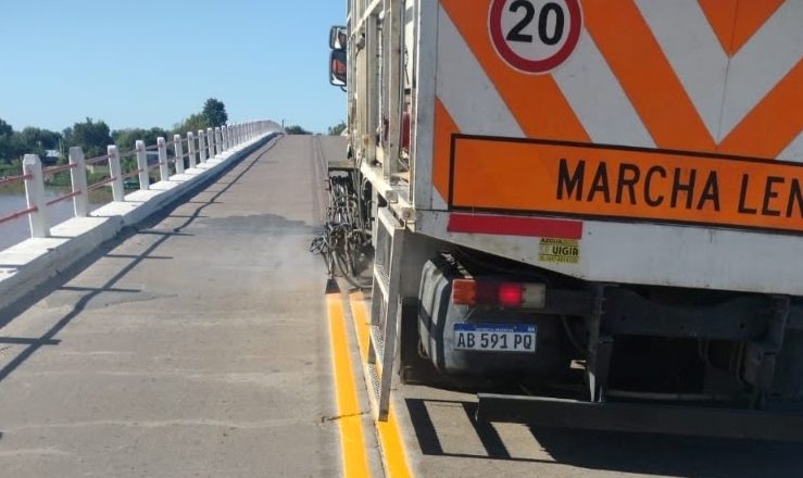 Nueva demarcación y señalización en todas las rutas de la provincia