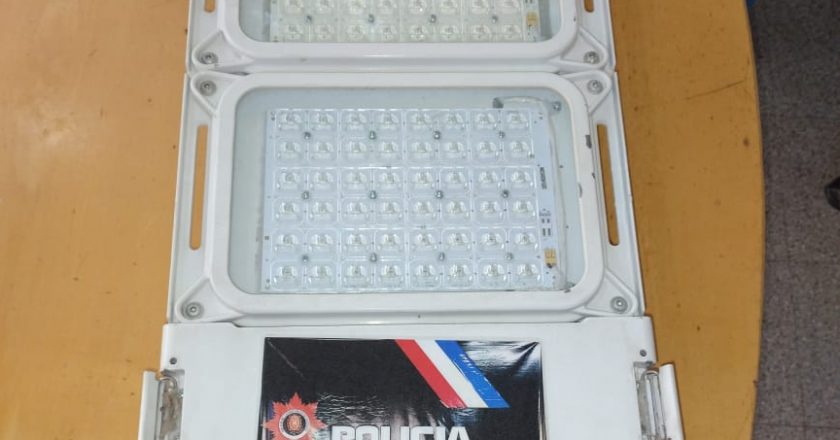 Aprehendieron a dos responsables del robo de luces led del viejo Hospital de Reconquista