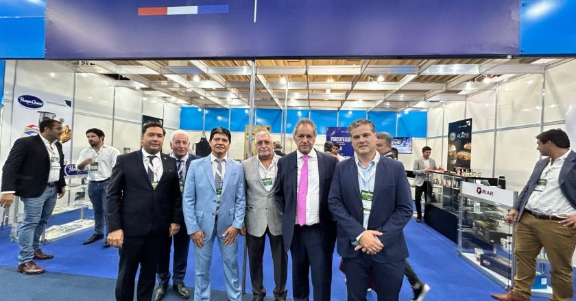 Santa Fe estrecha vínculos comerciales con Brasil: Psicotella y Friar representaron a Reconquista en ExpoApras