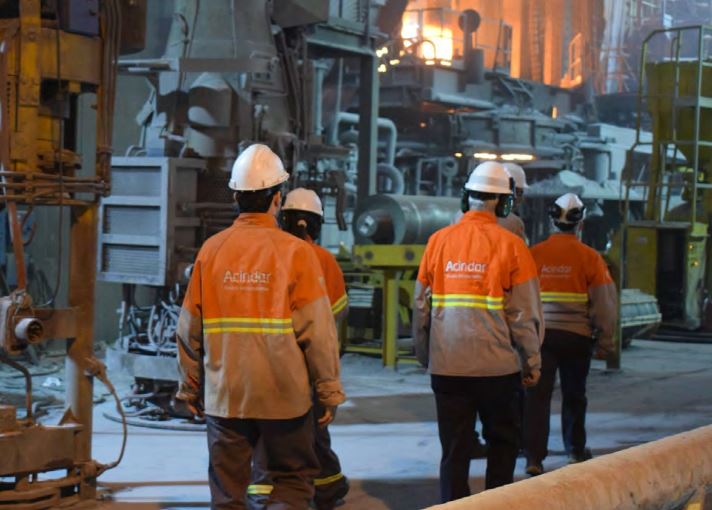 Acindar parará todas sus plantas durante un mes por caídas de hasta el